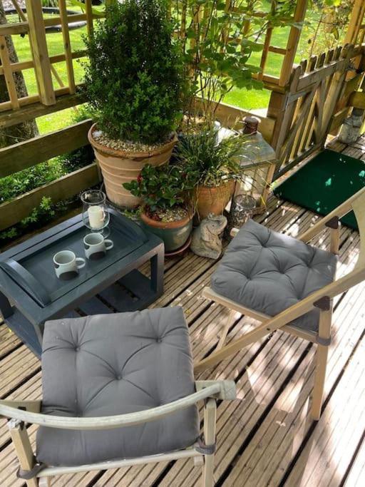 'The Den' Self Contained One Bedroom Annexe. ストックブリッジ エクステリア 写真